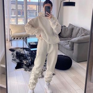 STRGRL Cream Sweatsuit (Matching Hoodie & Sweatpants)